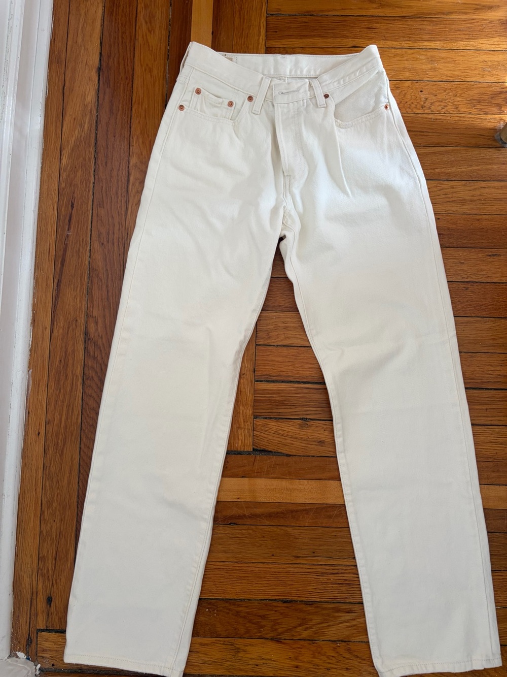 Levi 501 White Jeans